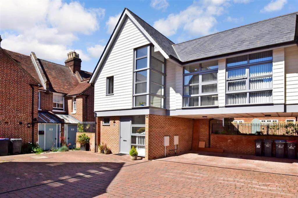 Modern City Centre House With Free Parking Canterbury Luaran gambar