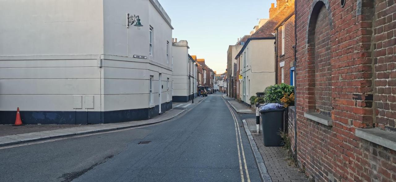 Modern City Centre House With Free Parking Canterbury Luaran gambar