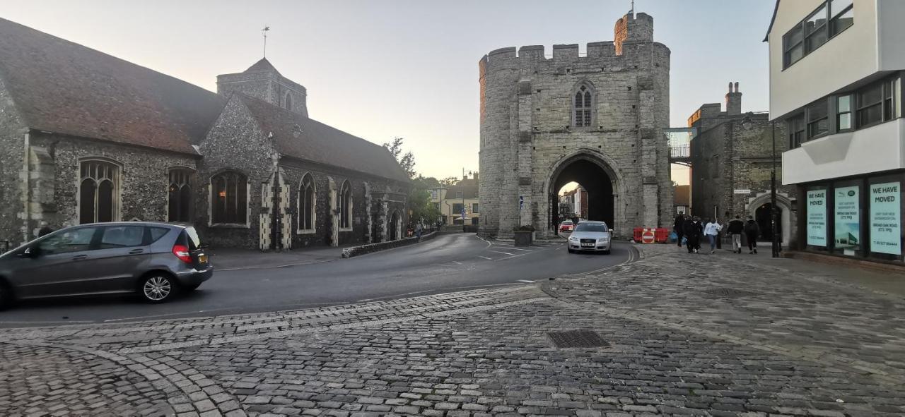 Modern City Centre House With Free Parking Canterbury Luaran gambar
